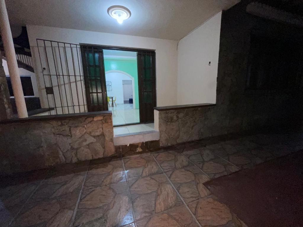 Casa térrea a 2 min da praia dos anjos Arraial do Cabo Esterno foto